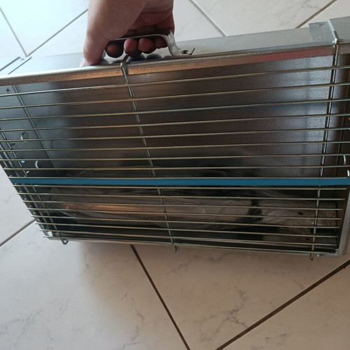 Metal grill with grate, medium size, new