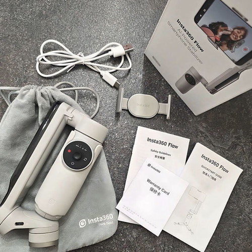 Insta360 Gimbal sealed, new