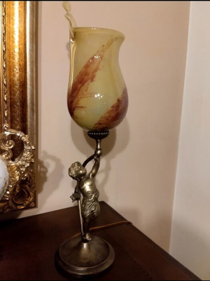 Antique lamp with bronze angel and Murano glass, like new