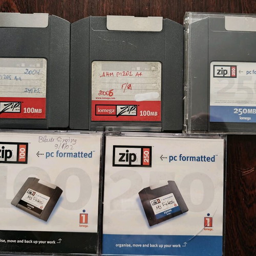 PC Iomega Zip Cartridges 100MB set of 5 like new