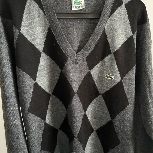 Lacoste men's V neck sweater large like new, black and gray