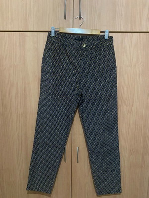 Sisley No 40 pants like new, blue corduroy