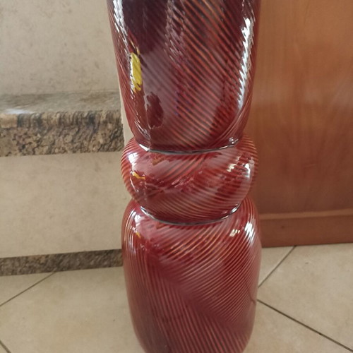 Large floor vase in terracotta color, like new