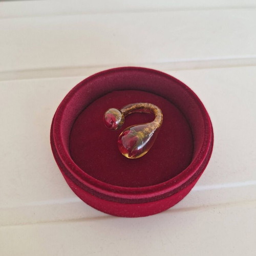 Handmade ring with natural red roses in resin, new