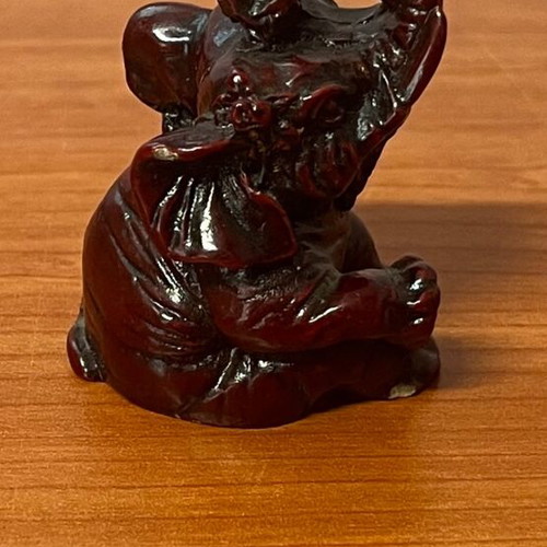 Decorative elephant figurine like new, 5cm length