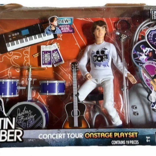 Justin Bieber doll with white outfit concert tour playset 19 pieces new