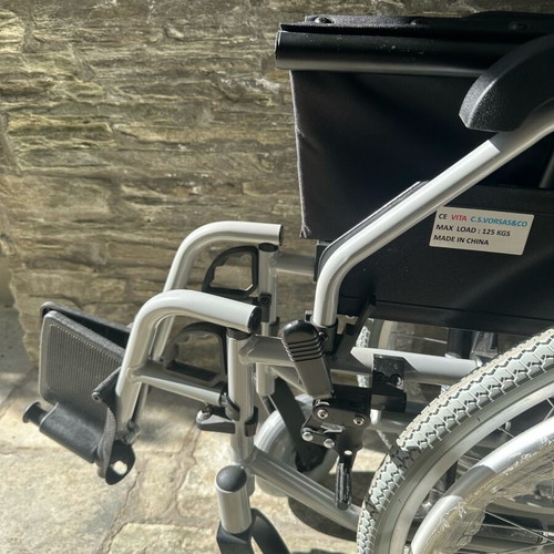 Aluminum Folding Wheelchair new, lightweight up to 125kg