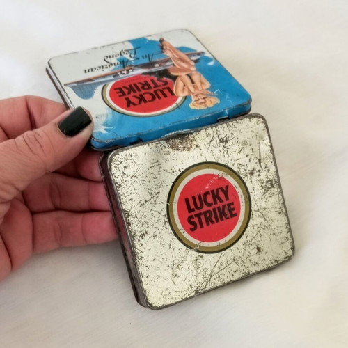 Lucky Strike metal box vintage used, collectible