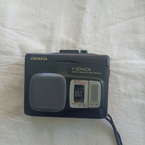 Aiwa TP 460 voice sensor recording cassette player, non working, used