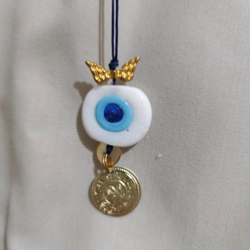 Handmade pendant necklace with eye and feathers new