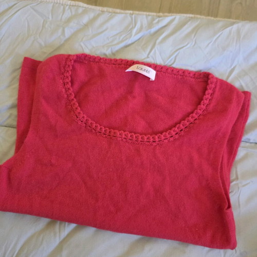 Laurel (Escada) pink top size 36 used, 100% cashmere