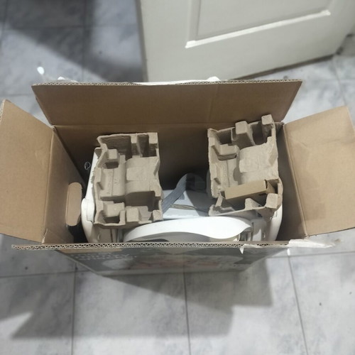 Baby feeding chair used, foldable with accessories
