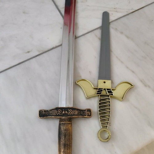 Children's toy swords like new, set of 2