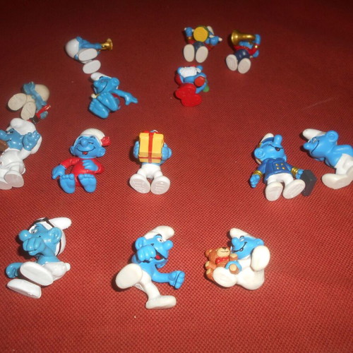 Smurfs figures PEYO used, pack of 14