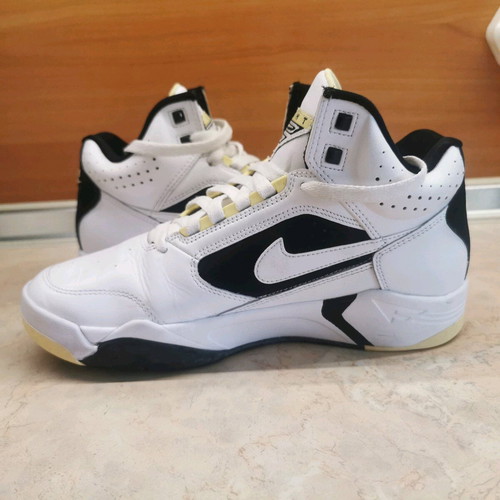 Nike Air Flight Lite Mid 40 like new leather basketball shoes