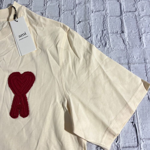 Ami Tee size Small new, beige and red
