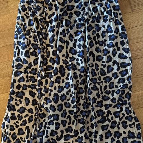 Badila medium midi skirt, like new