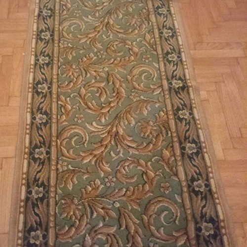 Woolen Biocarpets runner in excellent condition 3.20 x 0.80