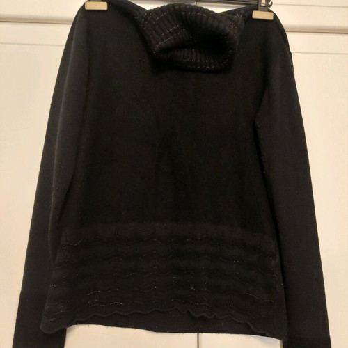 Female long-sleeve shirt used, size M, black