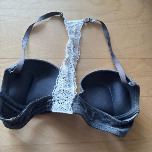 Boho bra like new with lace back gray (80A)