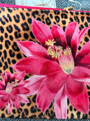 VanillaFly Wild Bloom cosmetic bag new, velvet with animal print and fuchsia flowers