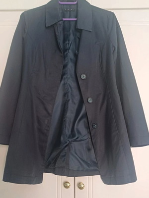 Sisley dark blue jacket like new, slim fit size M