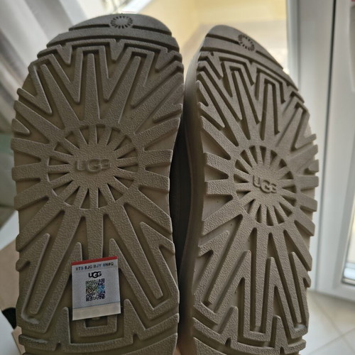 UGG Goldenglow Toggle sandals, beige, size 37