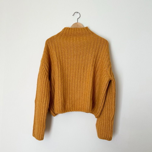 & Other Stories cableknit sweater used, orange, size S