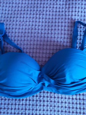 Miss Crool bikini top blue navy 80C like new, strapless