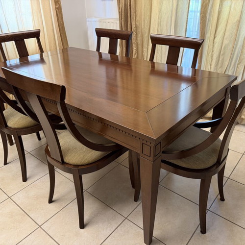 Solid wood extendable dining table with 6 chairs