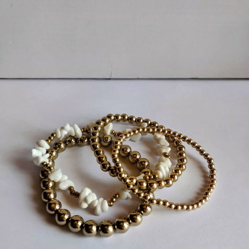 Bracelets set of 4 summer boho style elastic bracelets like new