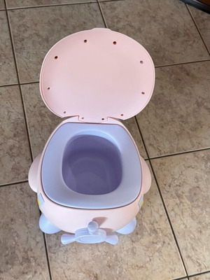 Airplane potty like new