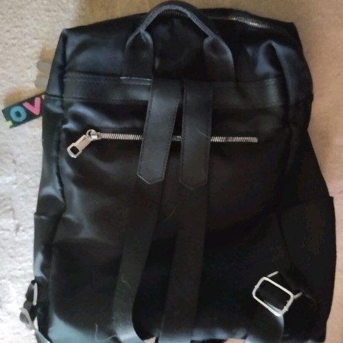 Black backpack like new with multiple compartments