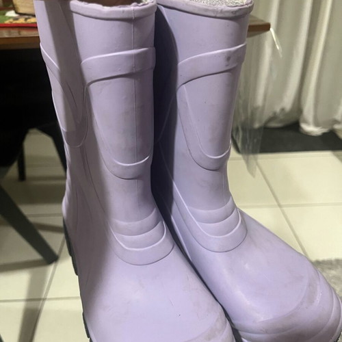 Unisex galoshes size 32-33 like new, purple with blue