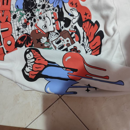 Sweatshirt white with designs, like new, size XS