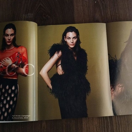 Bazaar Harper's Italia September 2023 issue with slight signs of use