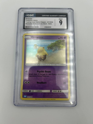 Drowzee #011/034 Holo Pokémon Trading Card Game Classic 2023 CGC 9 Mint