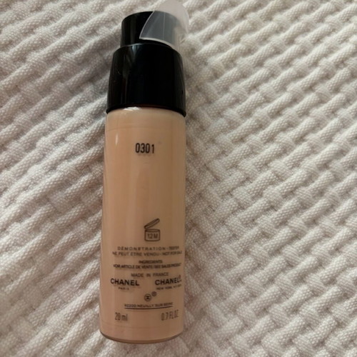 Chanel les beiges healthy glow foundation