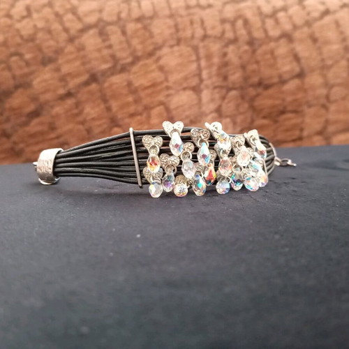 Leather women's bracelet with decorative hearts and rhinestones like new