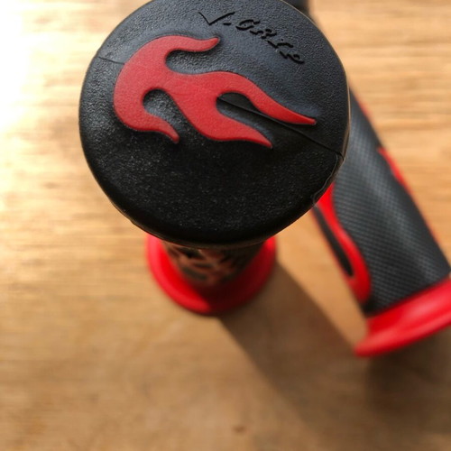 Grip handles red-black with flames new