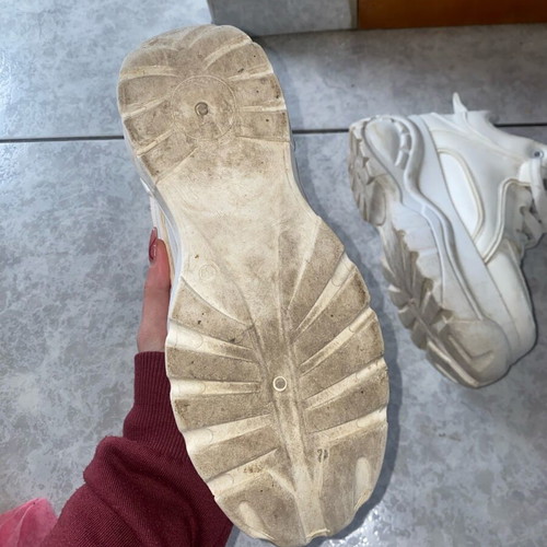 White athletic shoes with double sole used, size 37