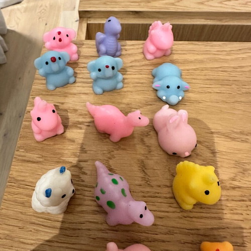 Squishies Mochi animals like new, pack of 21 pieces