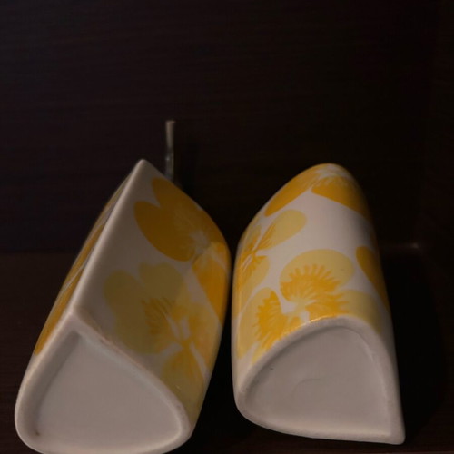 Hand soap and toothbrush set like new
