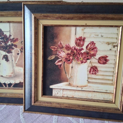 Kathryn White decorative art prints set of 2, like new, 31x31 cm