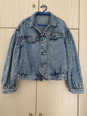 Denim jacket with pearls on sleeves like new, size M