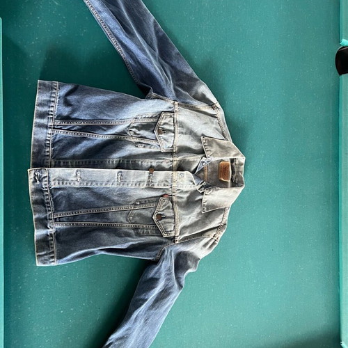 Jean Jacket Levi’s Limited Edition unisex size XL, like new denim jacket