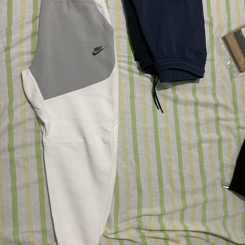 Nike Tech Fleece men's pants, white and grey, size M