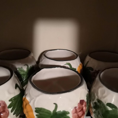 Ceramic Wine Barrel with Tap on Wooden Stand and 6 Cups like new