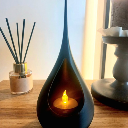 Teardrop Candle Holder, modern minimal design