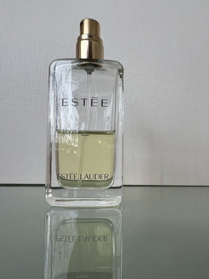 Estée women's perfume used by Estée Lauder about half of 50ml